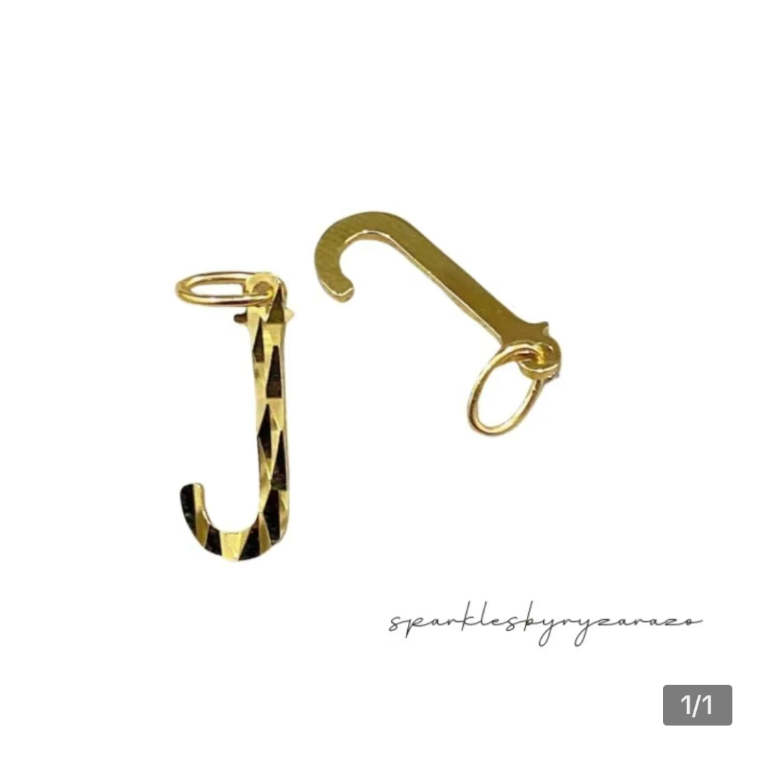 Letter J Style Pendant 18k Saudi Gold