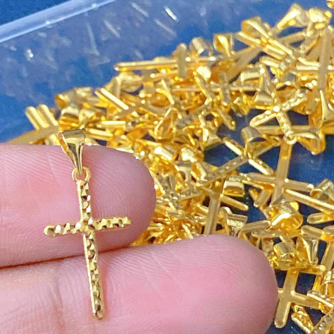 #1 Golden Cross Pendant Solid 18k Saudi Gold