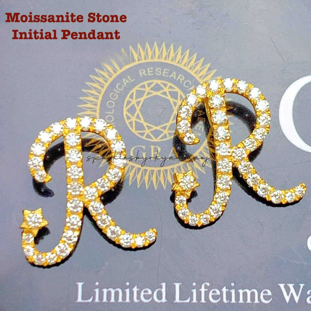 18k Saudi Gold Moissanite Letter - R Pendant