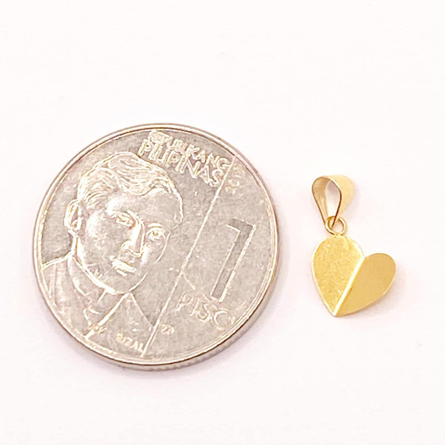 18k Saudi Gold Leaf Heart Pendant - SKU-BVXYPTFN