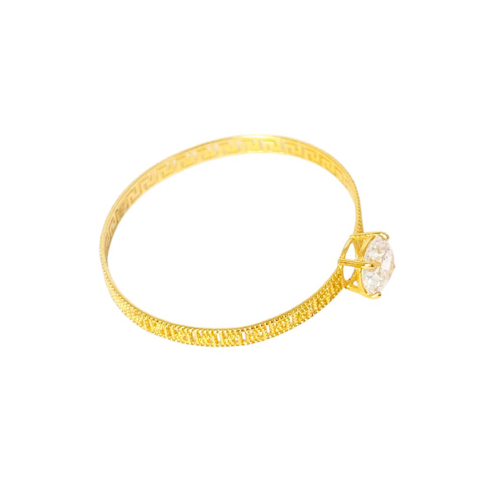 18k Saudi Gold Moissa Fenfen Ring Solid Pawnable - SKU-Z2E9MCY8
