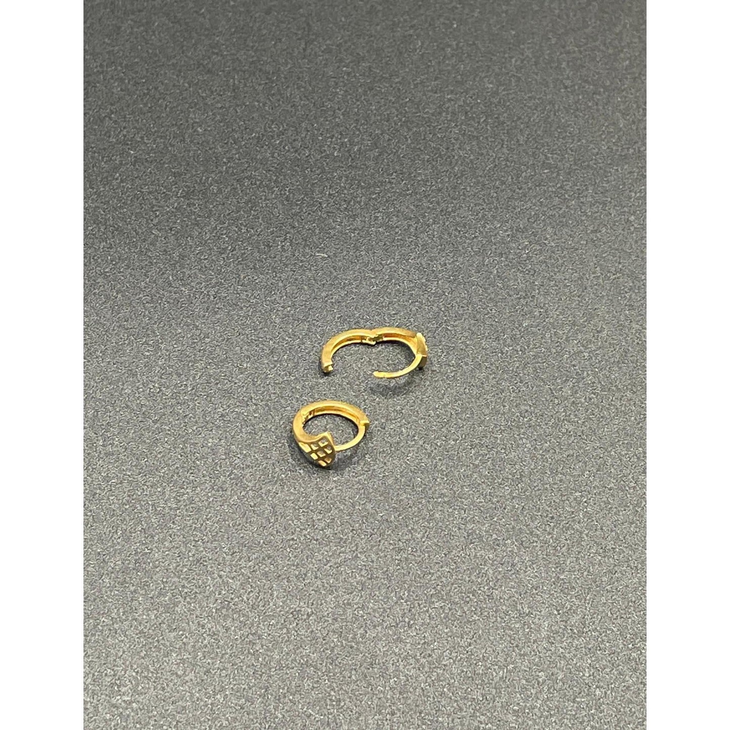 18k Saudi Gold Tail Style Earring Solido Pawnable -SKU-SX2AZP91