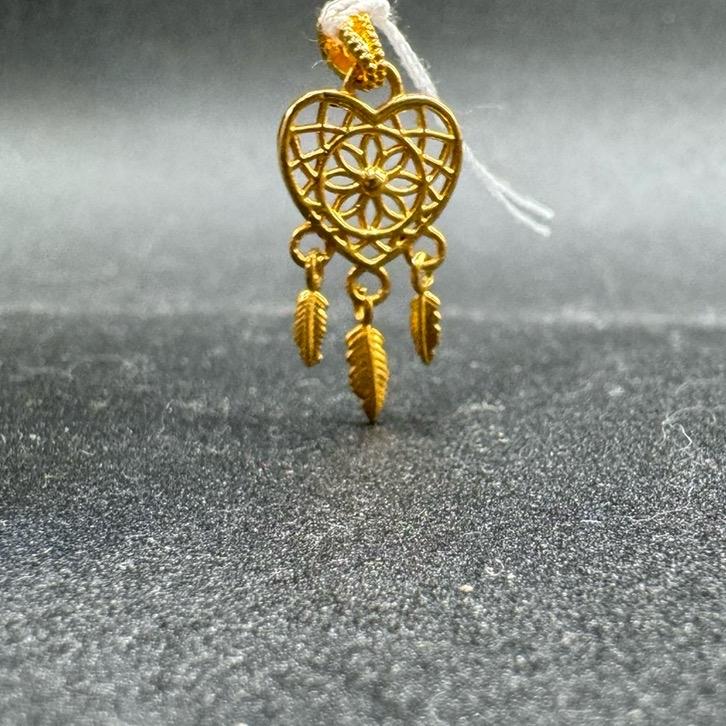 Dream Catcher Pendant 18k Saudi Gold Lightweight