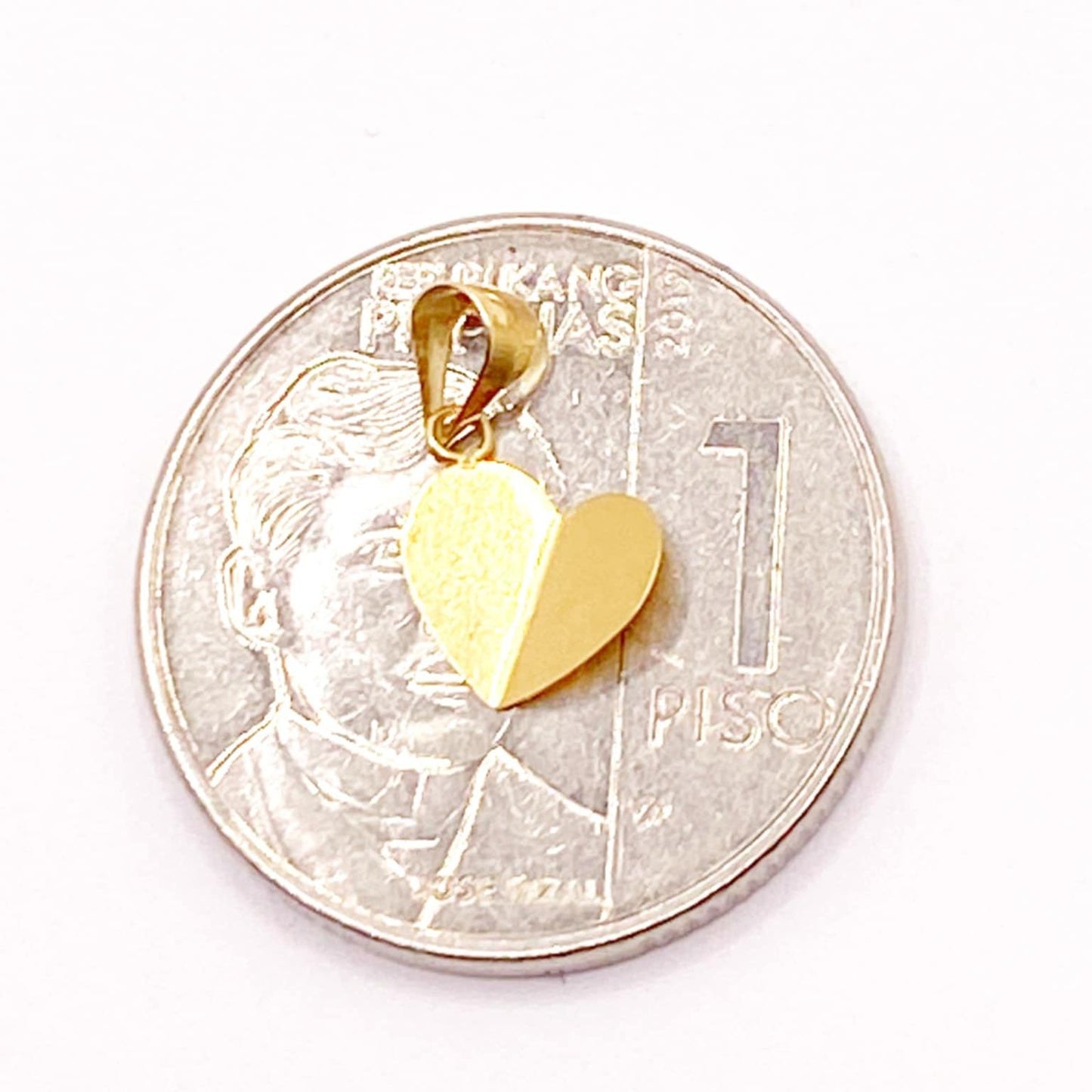 18k Saudi Gold Leaf Heart Pendant - SKU-BVXYPTFN