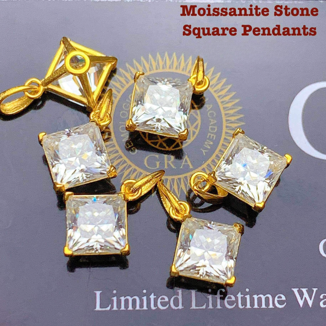 18k Saudi Gold Square Pendant Moissanite Stone