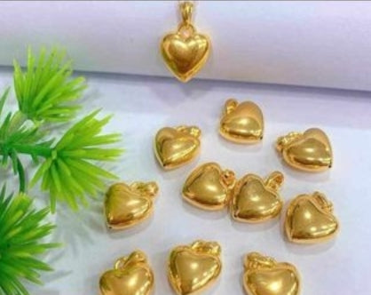 AMPAW/HOLLOW 18k Saudi Gold Ivana w/ hook Pendant