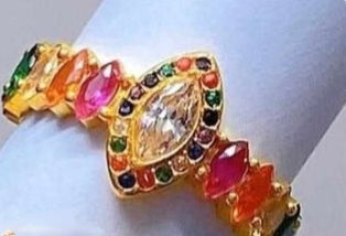 AMPAW/HOLLLOW 18k Saudi Gold Multi Color Moissanite Ring