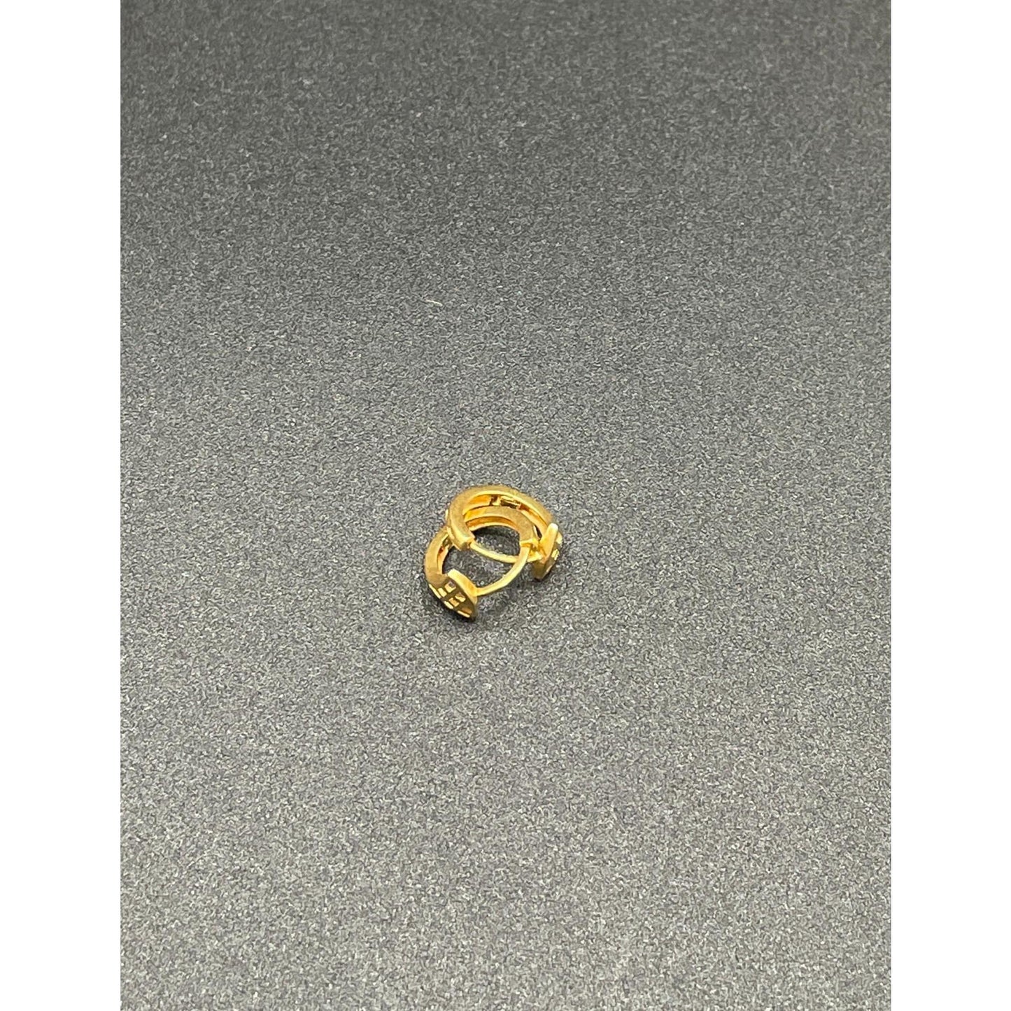 18k Saudi Gold Tail Style Earring Solido Pawnable -SKU-SX2AZP91