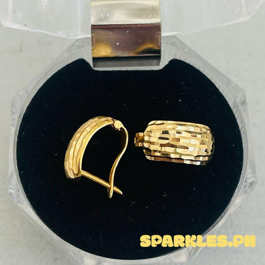 18k Saudi Gold Metallic Clip Earring - SKU-RQTSJ4ZN