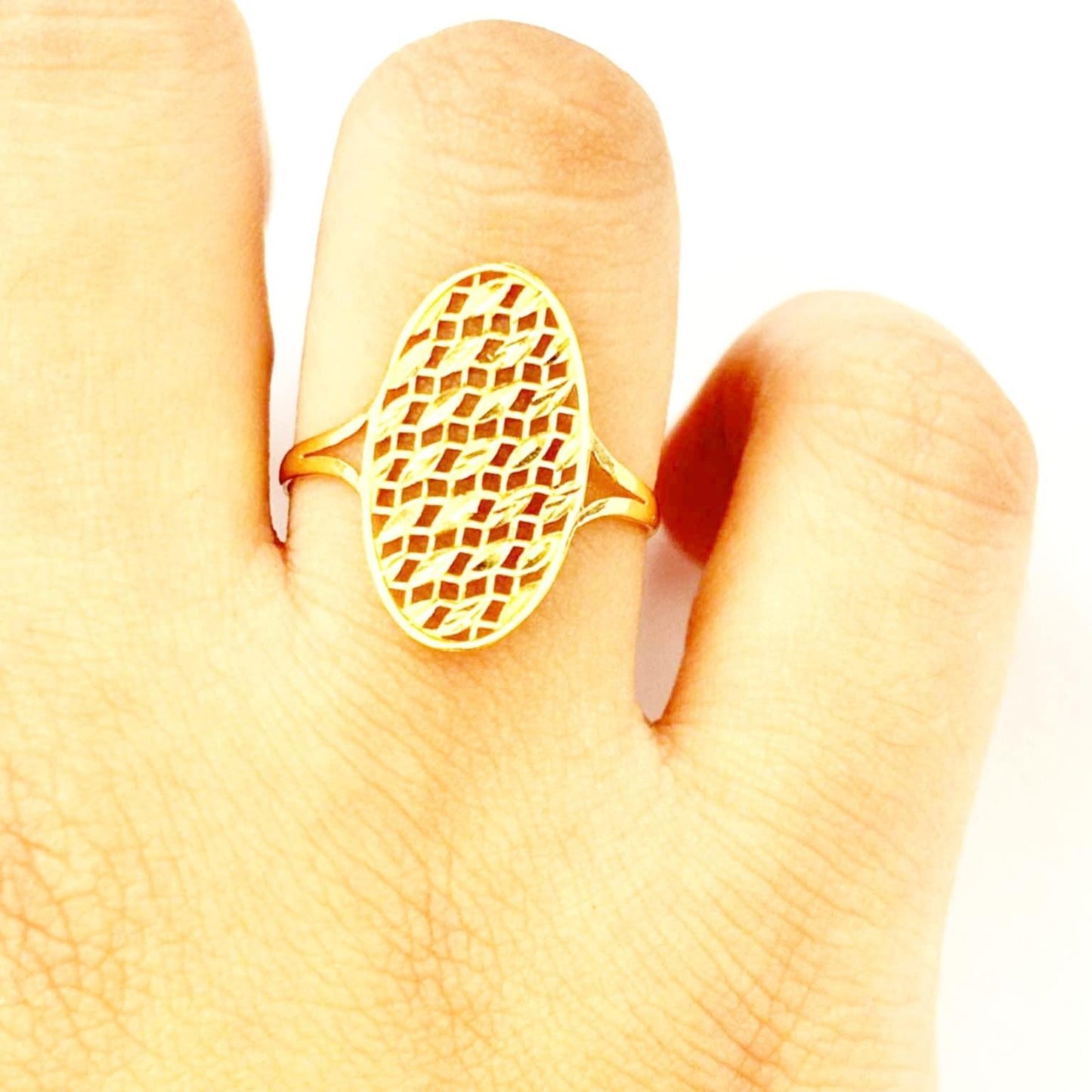 18K Saudi Gold Net Oval Ring - SKU-RJTPKQ7P