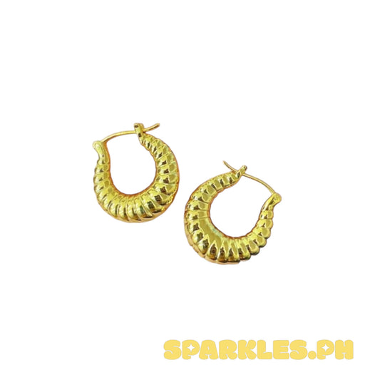 AMPAW/HOLLOW 18k Saudi Gold Croissant Earring