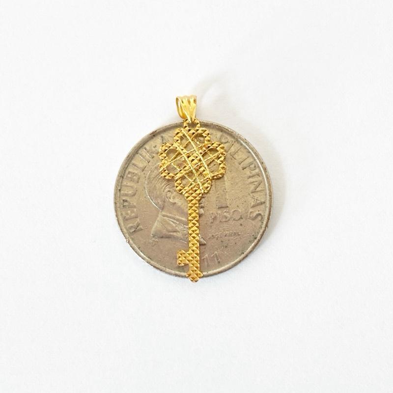 18k Saudi Gold Flower Key Pendant - SKU-Y2UZG2MA