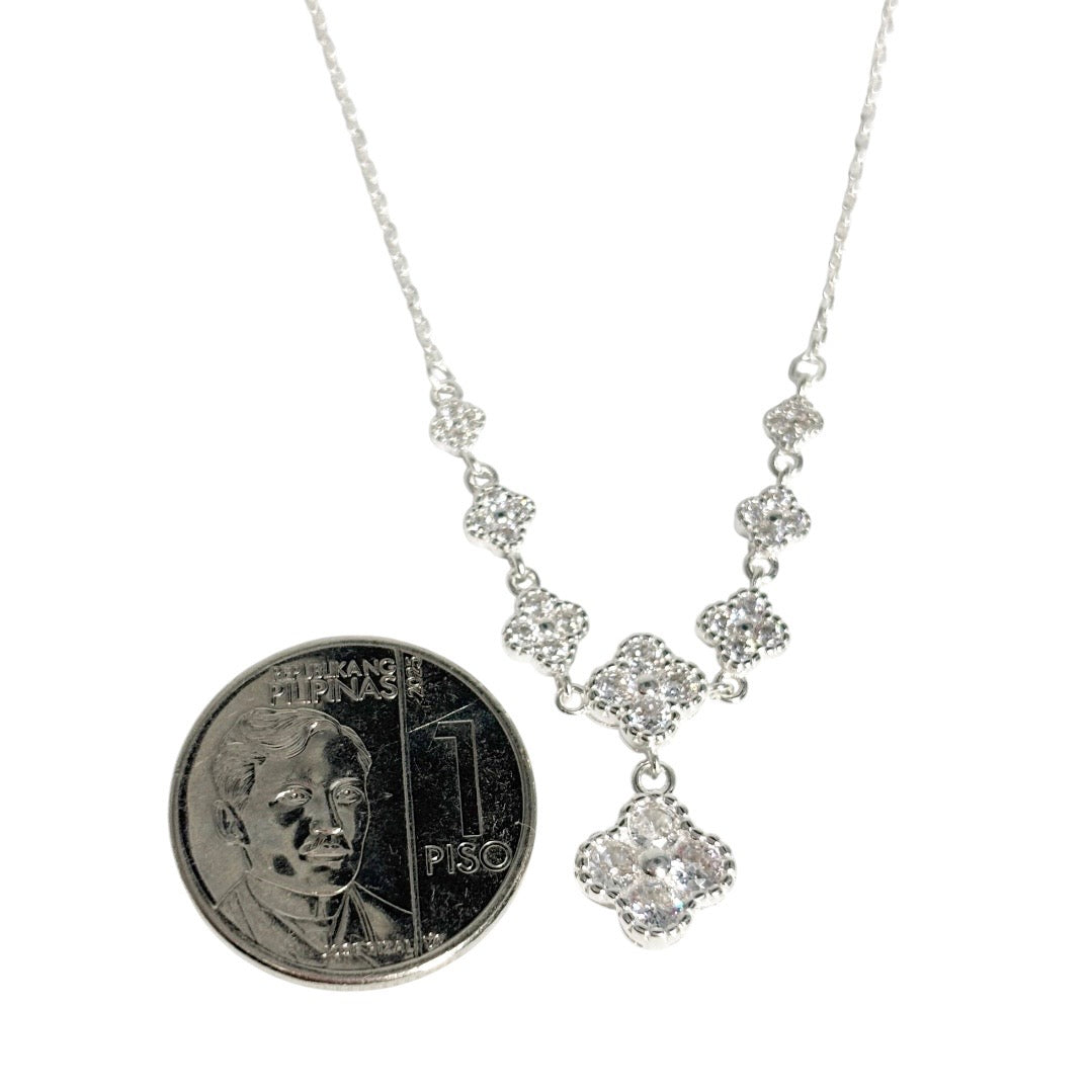 MT - 92.5 Sterling Silver - Flower Clover Necklace