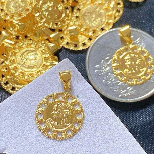 18k Saudi Gold Mini Queen Elizabeth Pendant Solid Pawnable