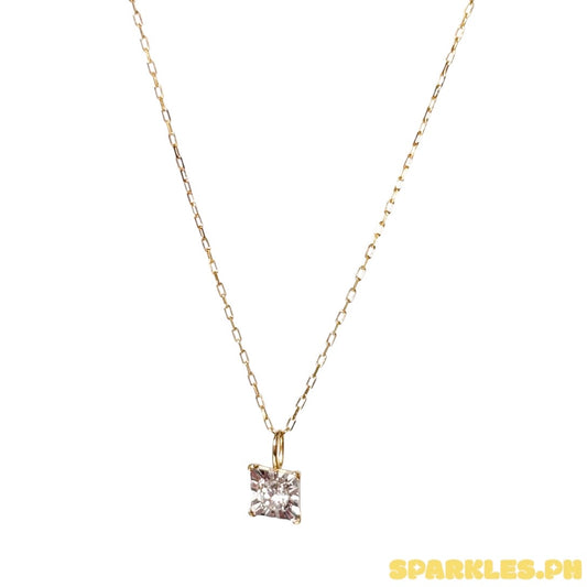 18k Natural Diamond - Centered Square Necklace