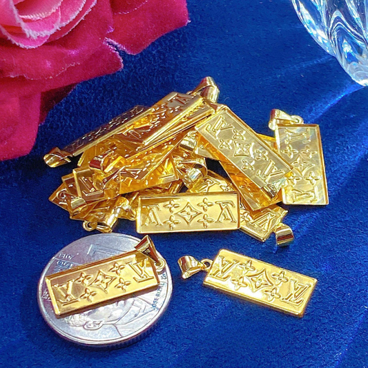 LV Bar Pendant 18k Saudi Gold