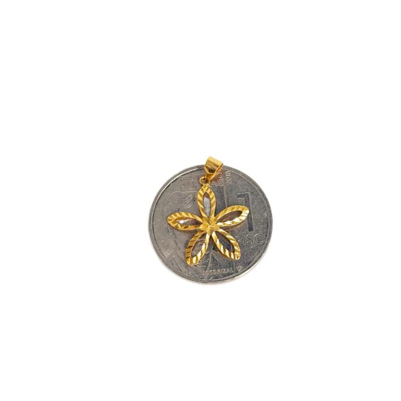 18k Saudi Gold Star Petal + Diacut Chain 16”
