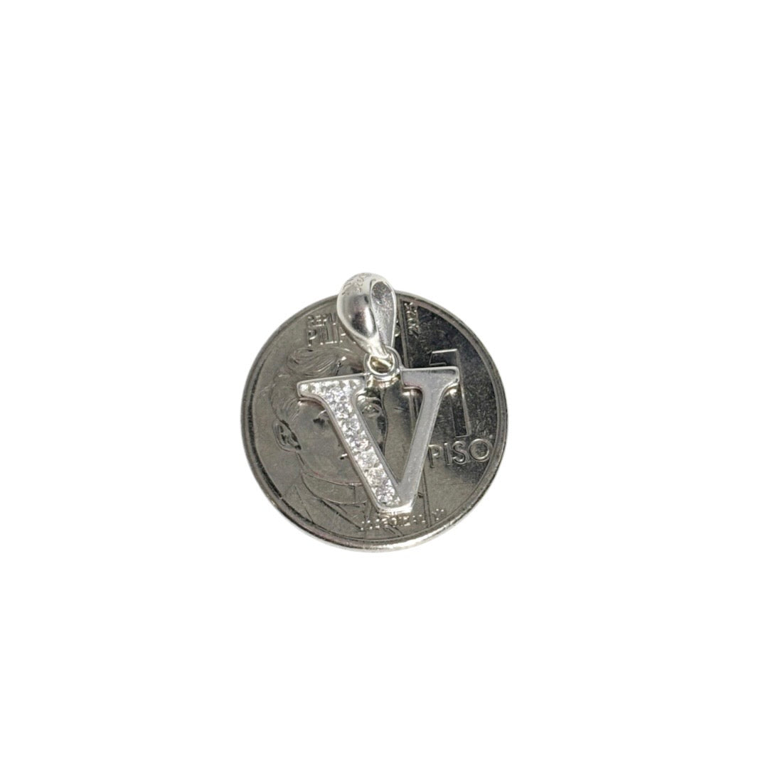 MT - 92.5 Sterling Silver - Letter V Pendant