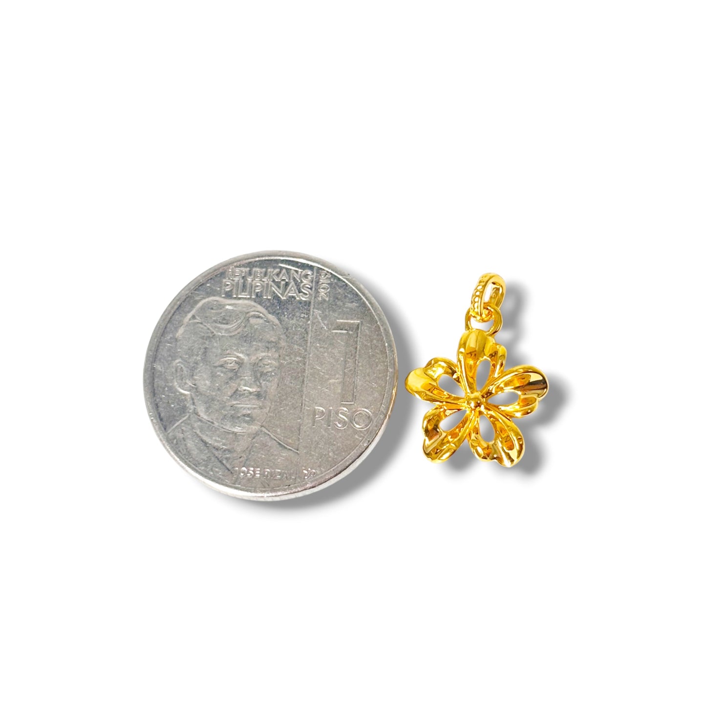 AMPAW/HOLLOW 18k Saudi Gold FlowerStyle Pendant