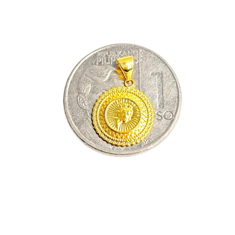 18k Saudi Gold Micro Paperclip Chain 16” + 18k Saudi Gold Royal Queen Pendant