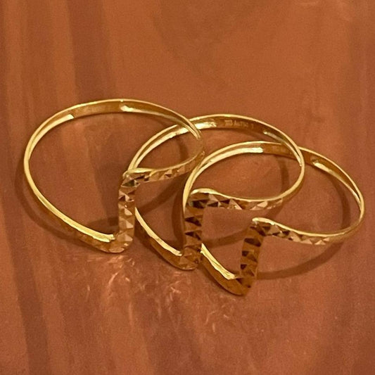 18k Saudi Gold Diacut Wave Ring Solid Pawnable - SKU-HQNZS0Q9