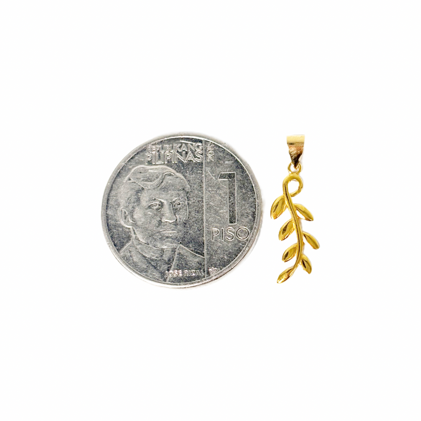 18k Saudi Gold Leaf Vine Pendant