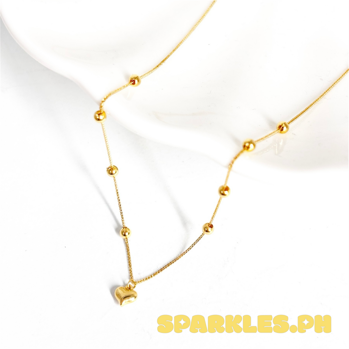 18k Saudi Gold Station Heart Necklace - SKU-0DUJVXLA