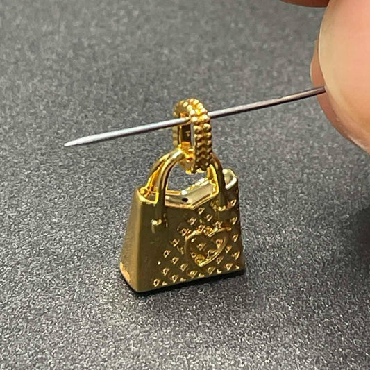 18k Saudi Gold Sosyal Style Bag Pendant Ampaw Pawnable