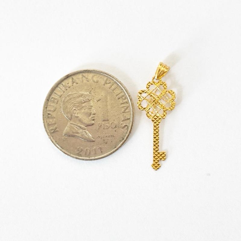 18k Saudi Gold Flower Key Pendant - SKU-Y2UZG2MA