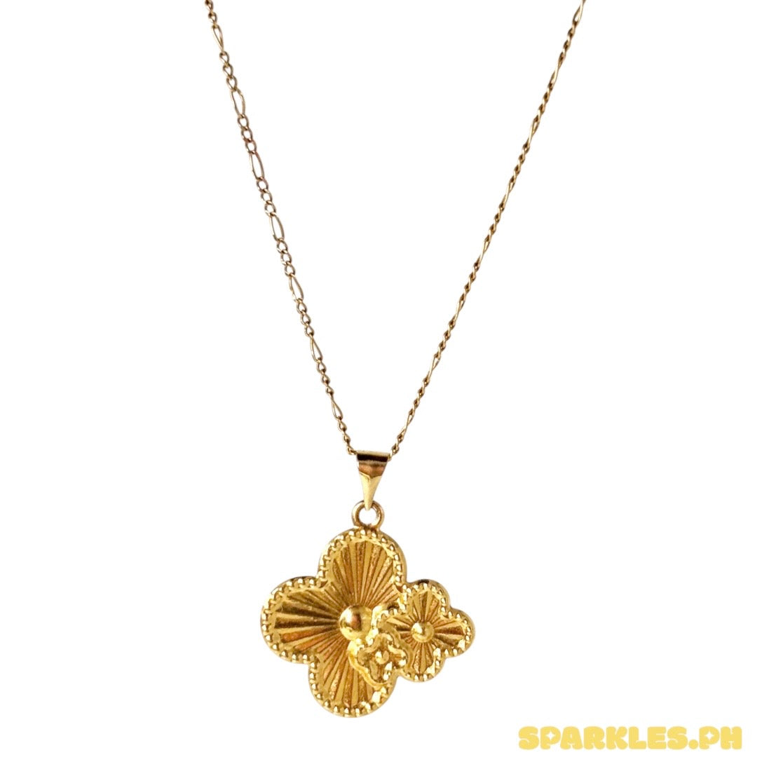 18k Saudi Gold Figaru Chain 16" + 18k Saudi Gold Twin Clover Pendant