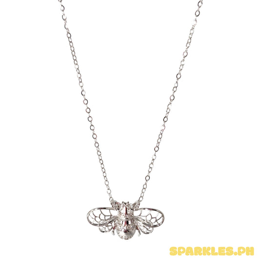 18k Natural Diamond - WG Bee Necklace