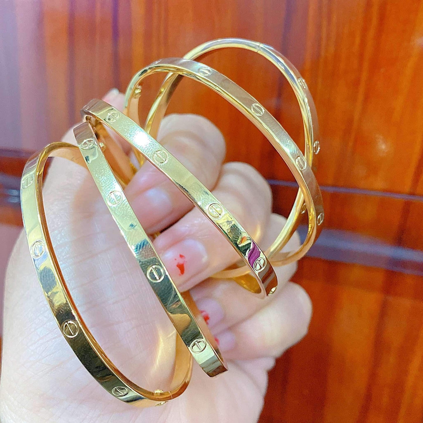 Karkar Bangle Solid 18k Saudi Gold
