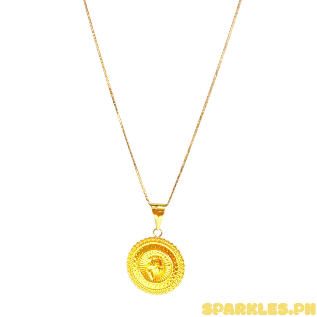 18k Saudi Gold Foxtail Chain 16" + 18k Saudi Gold Royal Queen Pendant