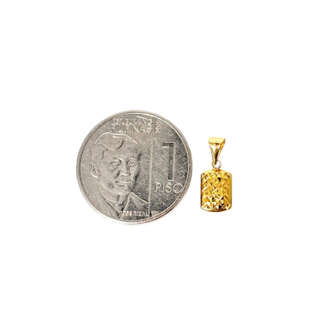 18k Saudi Gold Tauco Chain Level 1 + 18k Saudi Gold Square Diacut Pendant