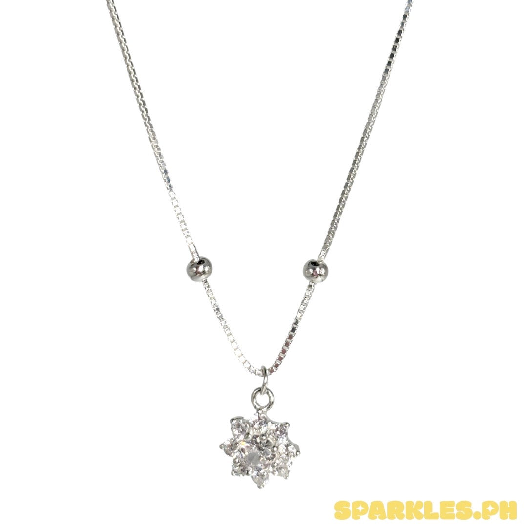MT - 92.5 Sterling Silver - Sparkle Flower Necklace