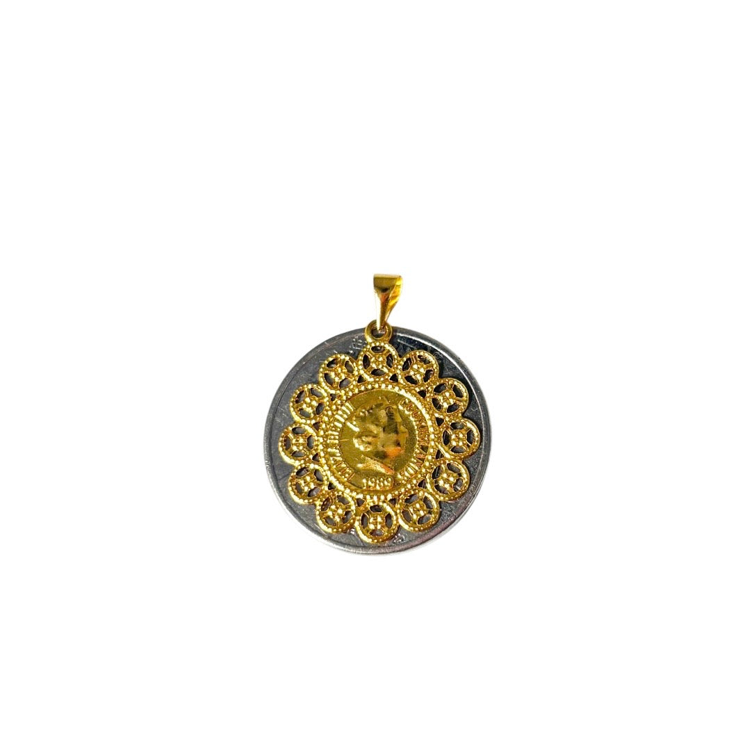 MT- 18k Saudi Gold Bismark Chain 18' + 18k Saudi Gold Flower Elizabeth Pendant