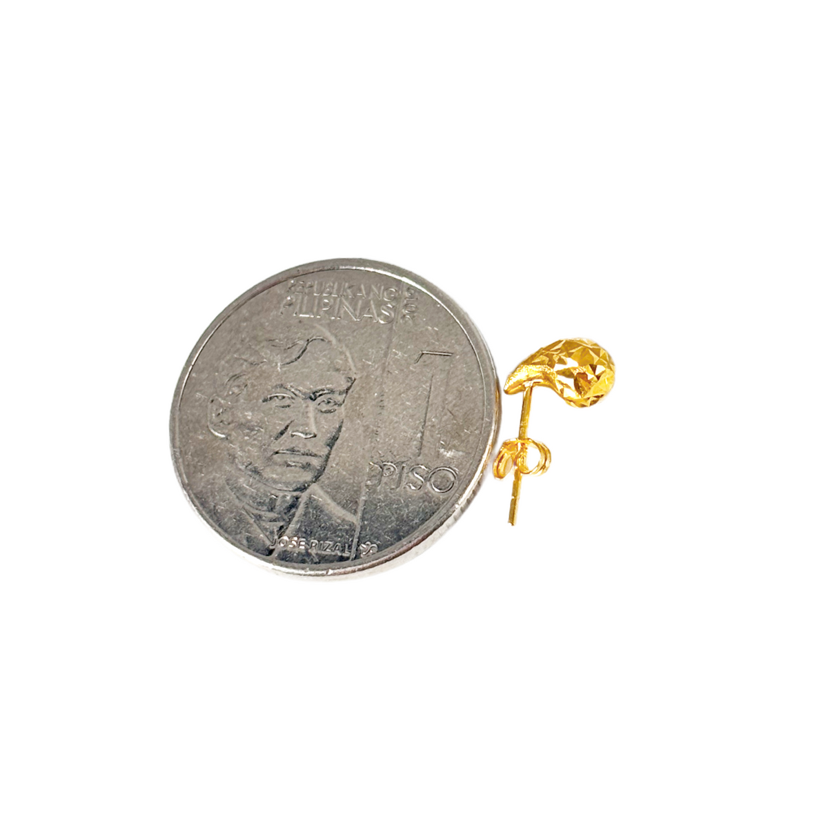 18k Saudi Gold Diacut Chic Teardrop Earring