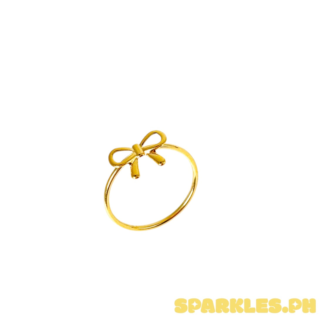 18k Saudi Gold Ribbon Ring Size 8