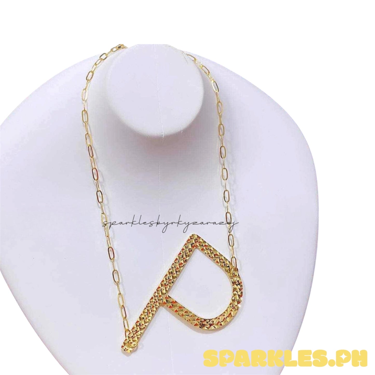18k Saudi Gold Letter P Diacut Necklace