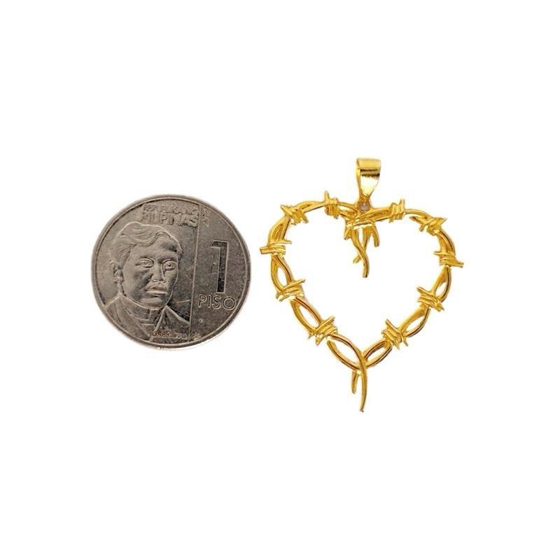 18k Saudi Gold Set Wire Heart + Bismark Chain 18”