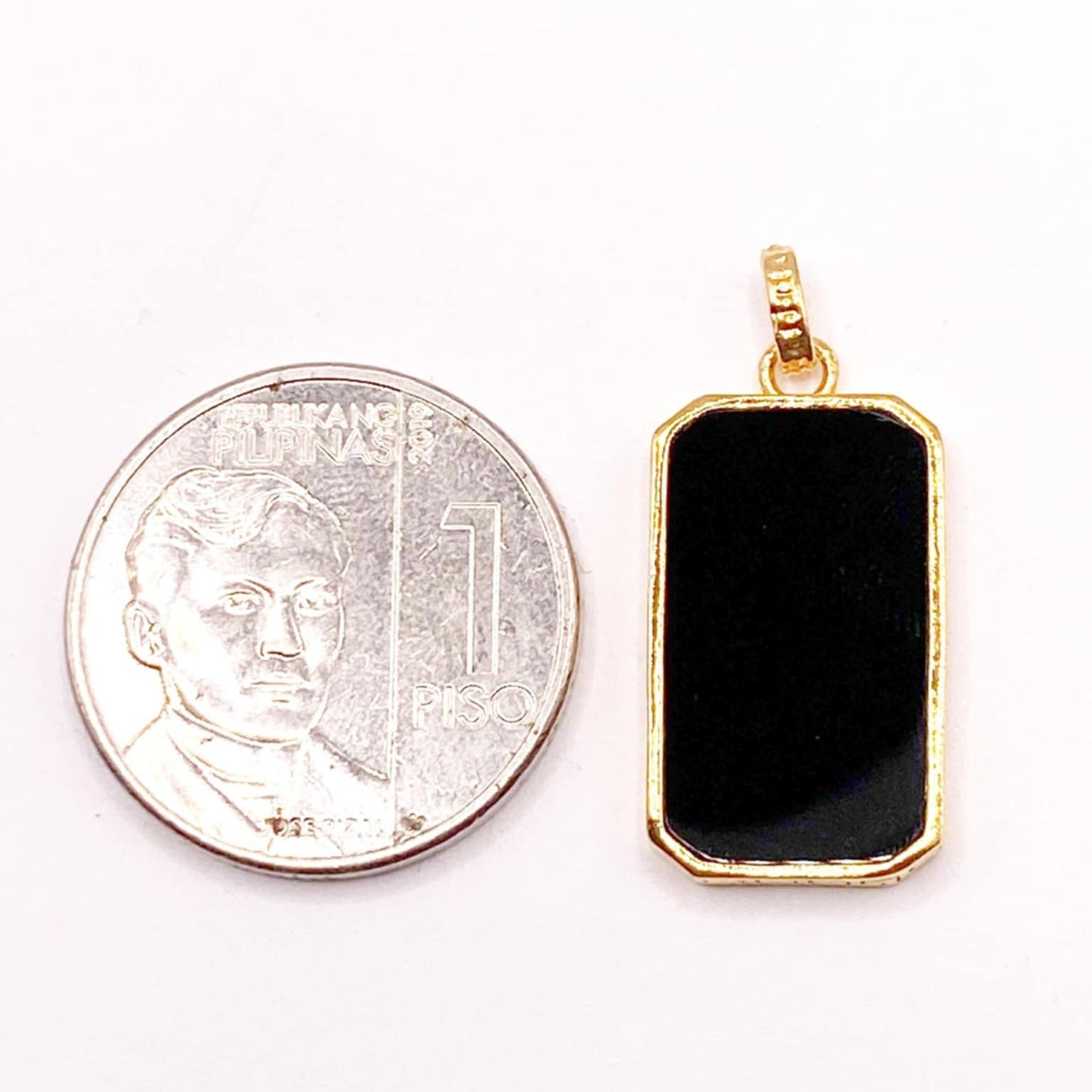 AMPAW/HOLLOW 18k Saudi Gold Big Piolo Pendant SKU-VPSJ12G1