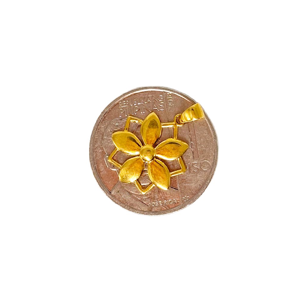 18k Saudi Gold Flower Star Pendant - SKU-LZWYDO0T