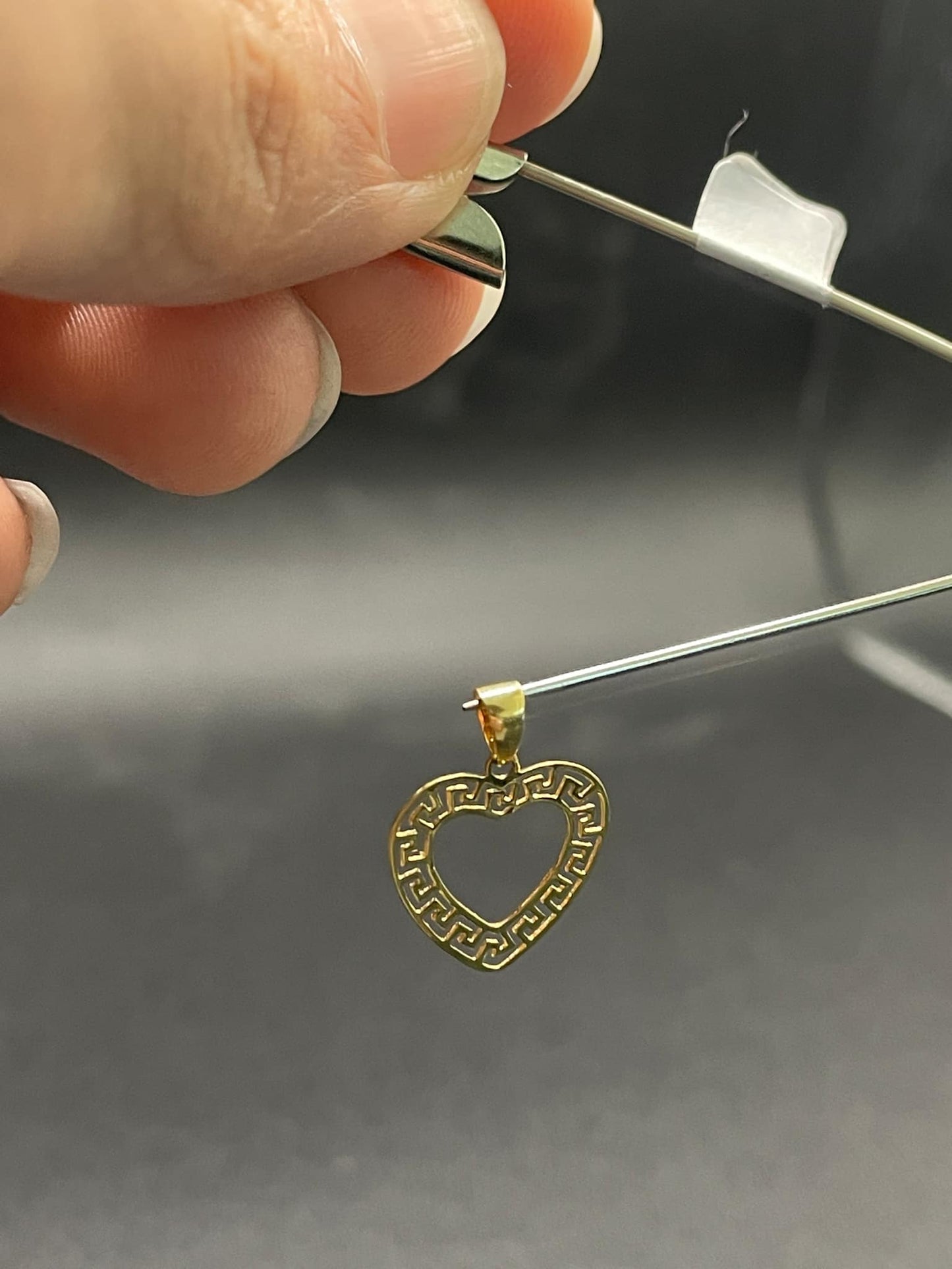 18k Saudi .4 per gram Gold Fenfen Heart Pendant Solido Pawnable