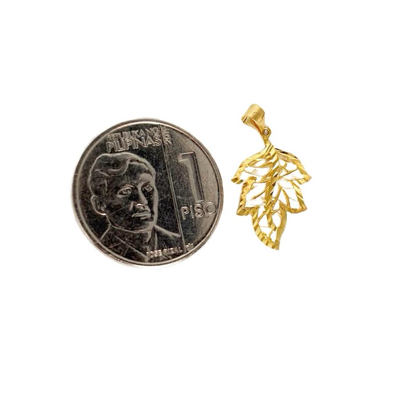 18k Saudi Gold Set Leaf Pendant + Karkar Chain 18”
