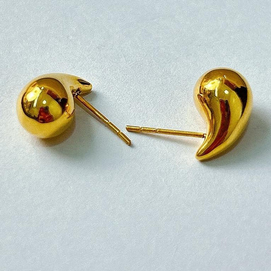 18k Saudi Gold Teardrop Stud Earring Pawnable with Gold Pakaw